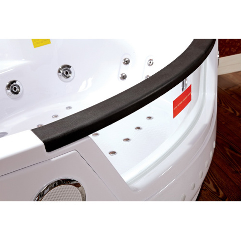 WANNA Z HYDROMASAŻEM TIGA 604H BIAŁA 152x152 CM WANNA Z HYDROMASAŻEM TIGA 604H BIAŁA 152x152 CM