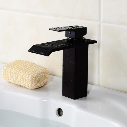 BATERIA UMYWALKOWA ŁAZIENKOWA F303B CZARNA BATERIA UMYWALKOWA ŁAZIENKOWA F303B CZARNA