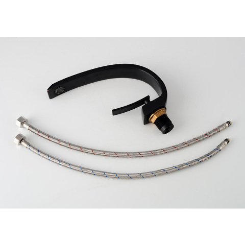 BATERIA UMYWALKOWA ŁAZIENKOWA F014-BL CZARNA BATERIA UMYWALKOWA ŁAZIENKOWA F014-BL CZARNA