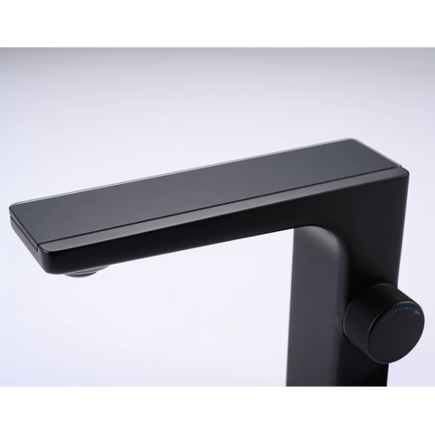 BATERIA UMYWALKOWA ŁAZIENKOWA F11B CZARNA LCD BATERIA UMYWALKOWA ŁAZIENKOWA F11B CZARNA LCD