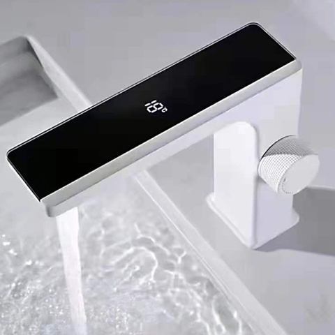 BATERIA UMYWALKOWA ŁAZIENKOWA F11-WH-BL BIAŁO/CZARNA LCD BATERIA UMYWALKOWA ŁAZIENKOWA F11-WH-BL BIAŁO/CZARNA LCD