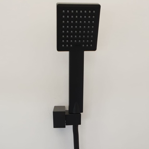 BATERIA PRYSZNICOWA Z TERMOSTATEM T202B CZARNA BATERIA PRYSZNICOWA Z TERMOSTATEM T202B CZARNA