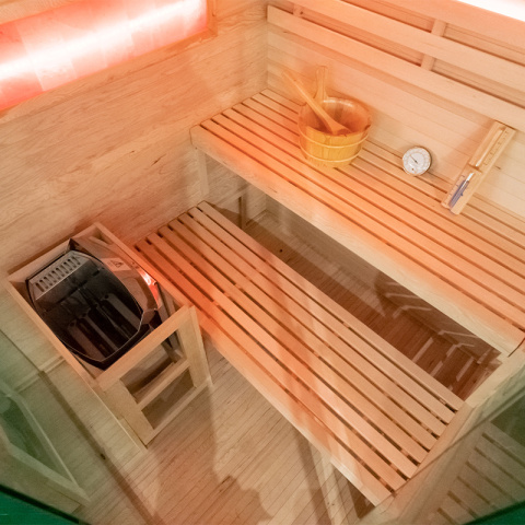 SAUNA FIŃSKA WYSOKOTEMPERATUROWA Z PIECEM LARK4/HARVIA 6KW 4-5 OSOBOWA 150x150 CM SAUNA FIŃSKA WYSOKOTEMPERATUROWA Z PIECEM LARK4/HARVIA 6KW 4-5 OSOBOWA 150x150 CM
